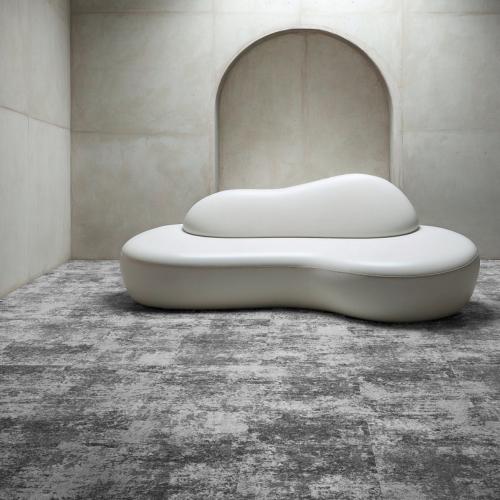 Ковровая плитка Bloq Trinity Sensity 902 Pietra Grey