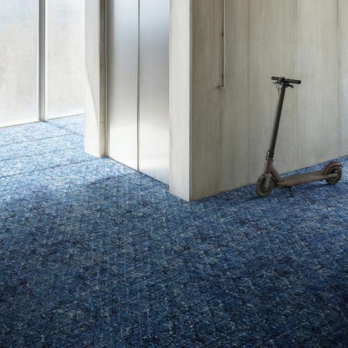 Ковровая плитка Bloq Trinity Unity 504 Oxford Blue