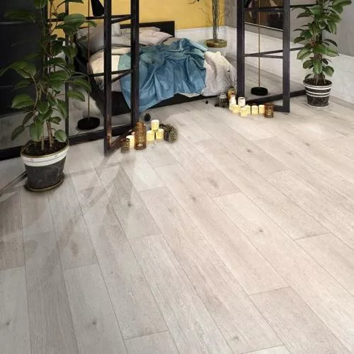 1872057 Дуб Бергамо