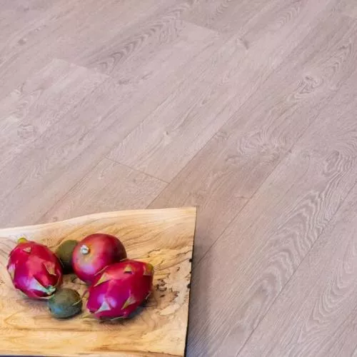 ID 4962 Дуб Вояжер