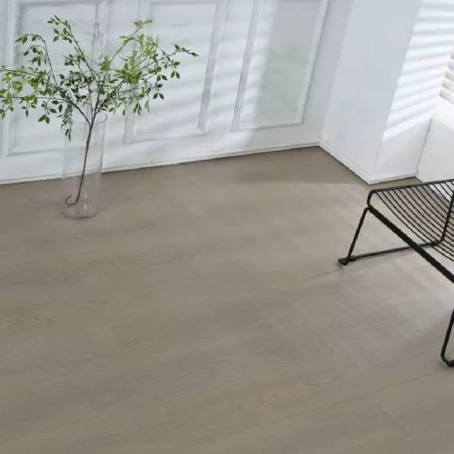 815 Дуб Кремовый