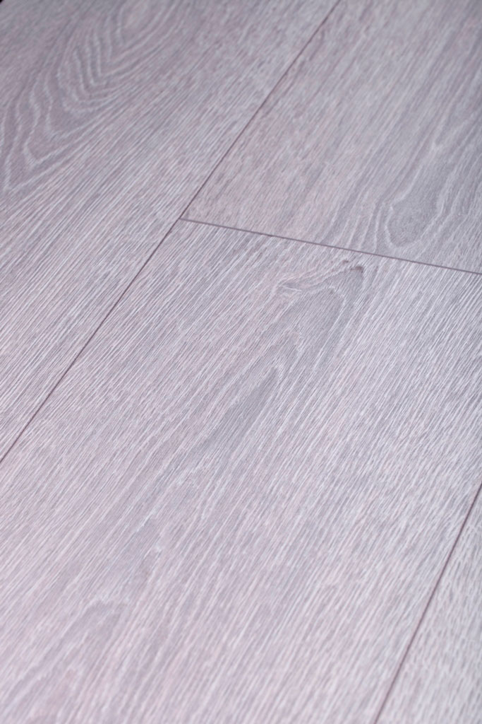 712833 Belgian Light Oak