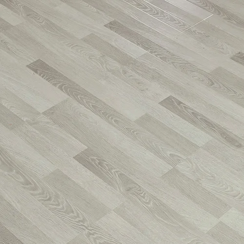 81236 Дуб Никоя