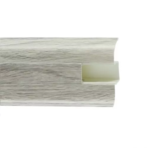 822 Дуб Альба