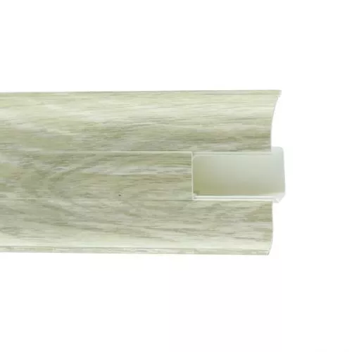 826 Дуб Белло