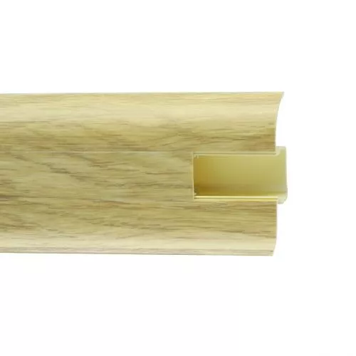 835 Дуб Пармский